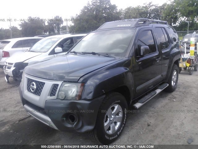 5N1AN0NU4DN818739 - 2013 NISSAN XTERRA X/S/PRO-4X GRAY photo 2