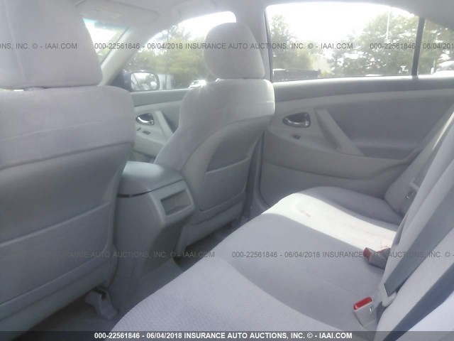 4T1BF3EK4AU527029 - 2010 TOYOTA CAMRY SE/LE/XLE ლურჯი ფოტო 8