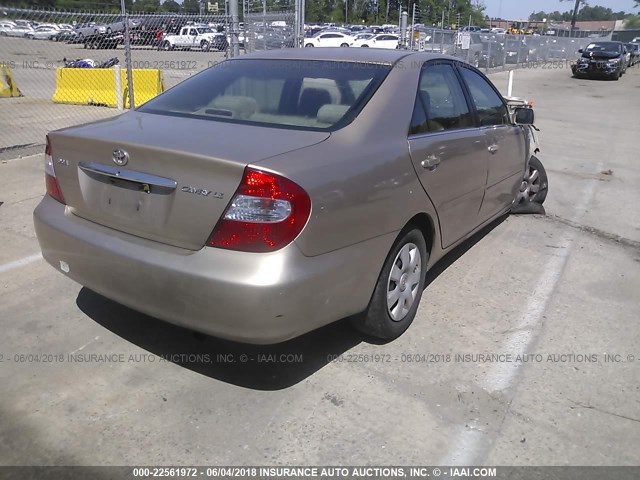 4T1BE32K02U084936 - 2002 TOYOTA CAMRY LE/XLE/SE ოქროსფერი ფოტო 4
