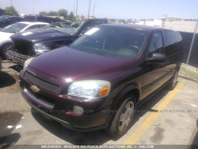 1GNDV23WX8D124111 - 2008 CHEVROLET UPLANDER LS BURGUNDY photo 2
