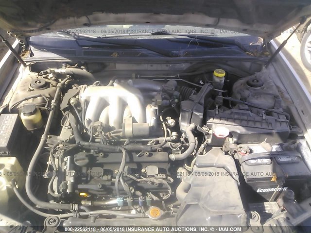 JN1DA31D72T422689 - 2002 NISSAN MAXIMA GLE/GXE/SE TAN photo 10