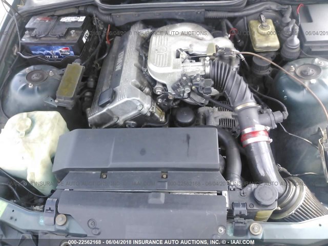 WBACG8324TAU37015 - 1996 BMW 318 TI AUTOMATIC GREEN photo 10