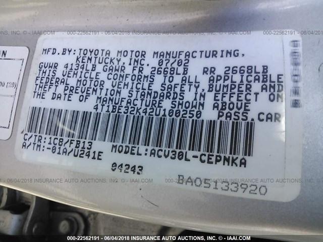 4T1BE32K42U100250 - 2002 TOYOTA CAMRY LE/XLE/SE ვერცხლისფერი ფოტო 9