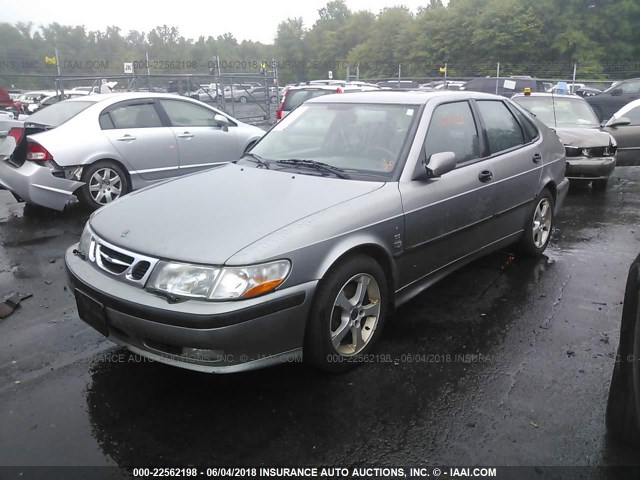 YS3DF58K812001060 - 2001 SAAB 9-3 SE GRAY photo 2