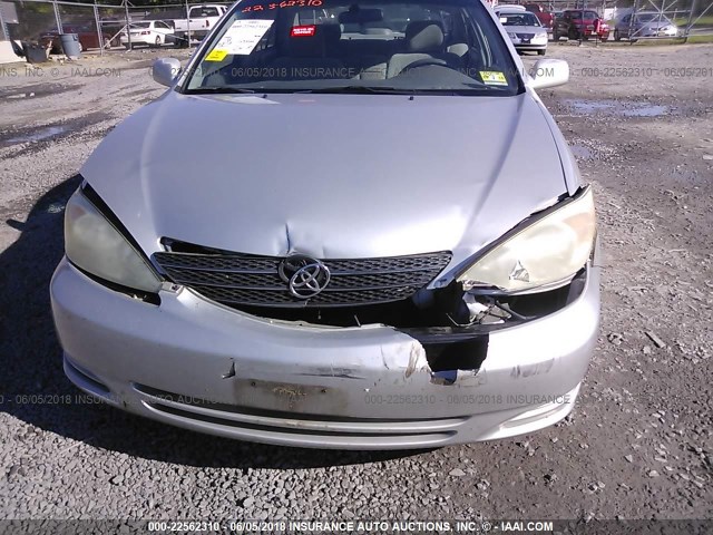4T1BE32K64U940856 - 2004 TOYOTA CAMRY LE/XLE/SE SILVER photo 6