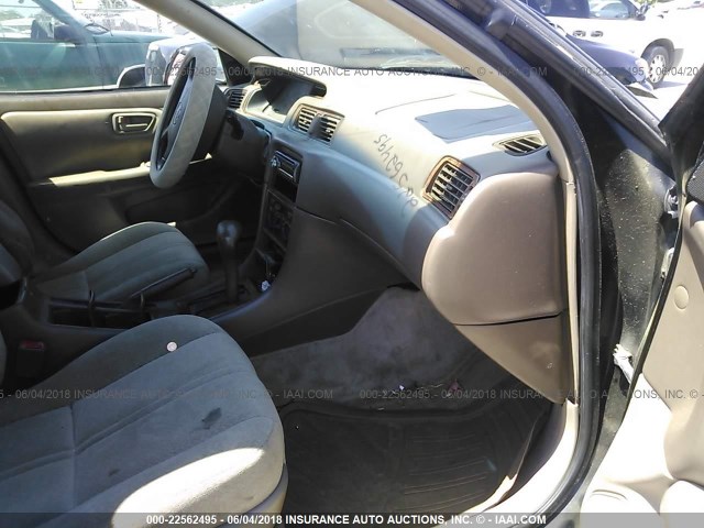4T1BG22K5XU548461 - 1999 TOYOTA CAMRY CE/LE/XLE 黑色 照片 5