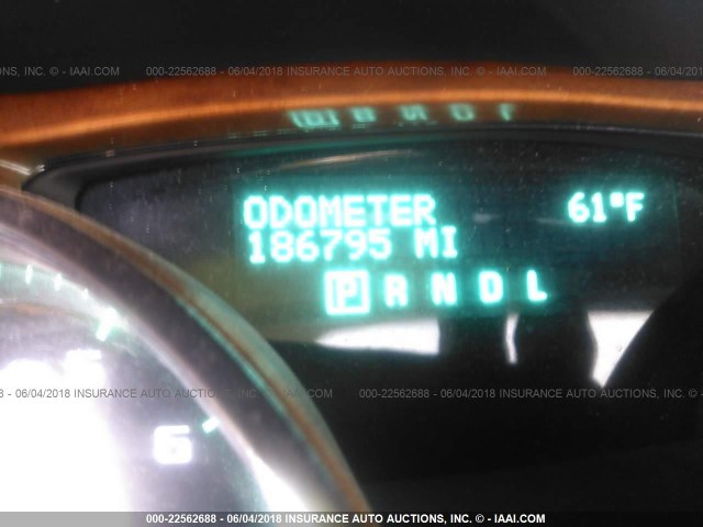 5GALVCED0AJ173638 - 2010 BUICK ENCLAVE CXL SILVER photo 7