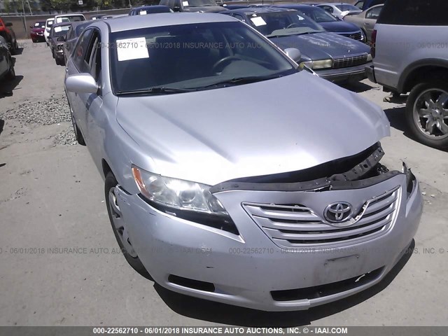 4T1BE46K47U628765 - 2007 TOYOTA CAMRY NEW GENERAT CE/LE/XLE/SE SILVER photo 1