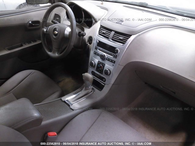 1G1ZG57B984193267 - 2008 CHEVROLET MALIBU LS 灰色 照片 5