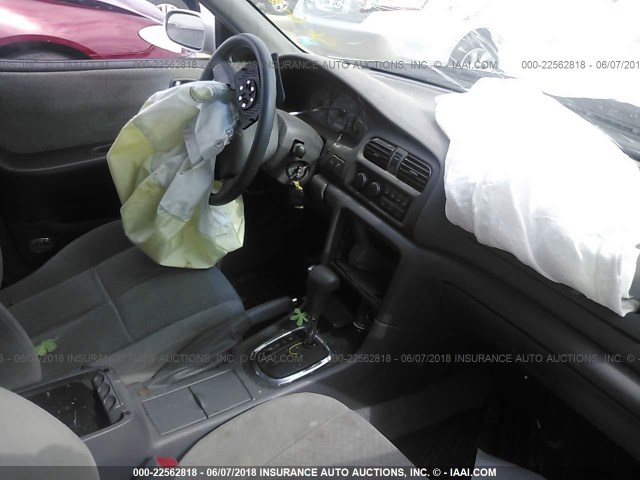 1YVGF22C625301646 - 2002 MAZDA 626 LX SILVER photo 5