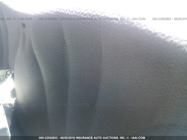 1G2JB524127277833 - 2002 PONTIAC SUNFIRE SE WHITE photo 8
