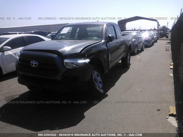 5TFRX5GN8HX093404 - 2017 TOYOTA TACOMA ACCESS CAB/SR/SR5 GRAY photo 2