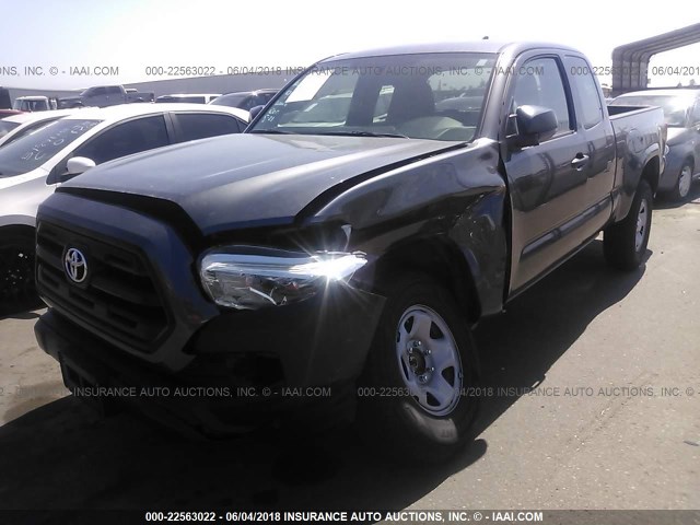 5TFRX5GN8HX093404 - 2017 TOYOTA TACOMA ACCESS CAB/SR/SR5 GRAY photo 6