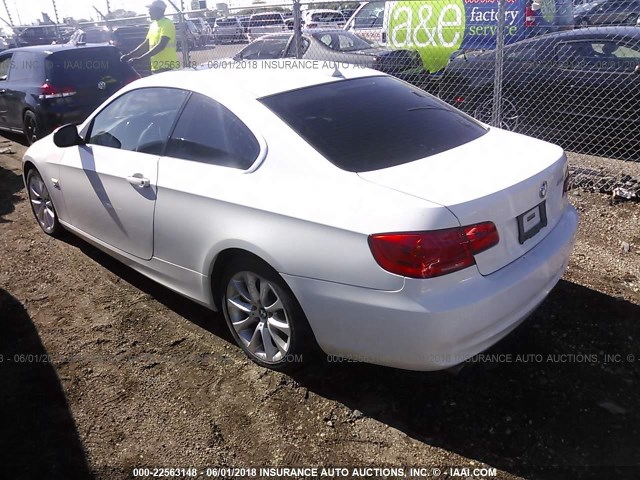 WBAKF5C55BE395775 - 2011 BMW 328 XI SULEV WHITE photo 3