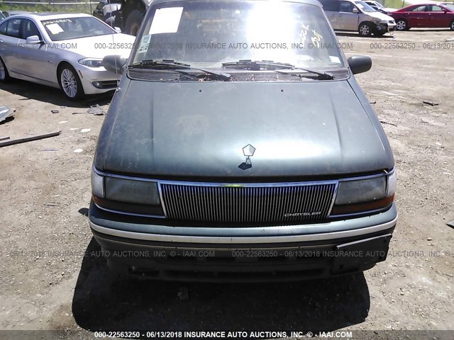 1C4GH54R9PX727684 - 1993 CHRYSLER TOWN & COUNTRY  GREEN photo 6