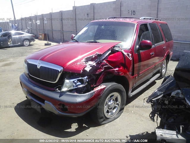 5LMFU28L0WLJ03380 - 1998 LINCOLN NAVIGATOR RED photo 2
