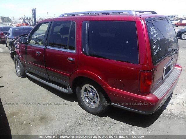 5LMFU28L0WLJ03380 - 1998 LINCOLN NAVIGATOR RED photo 3