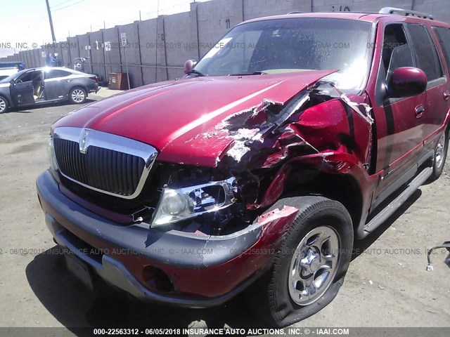 5LMFU28L0WLJ03380 - 1998 LINCOLN NAVIGATOR RED photo 6