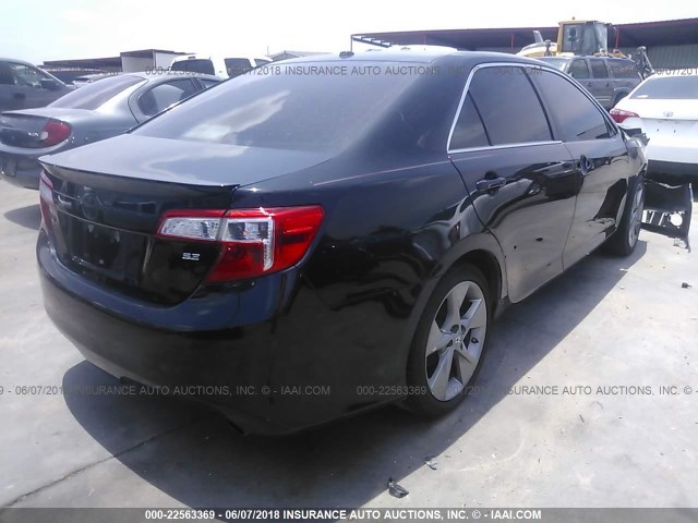 4T1BF1FK7CU178468 - 2012 TOYOTA CAMRY SE/LE/XLE შავი ფოტო 4