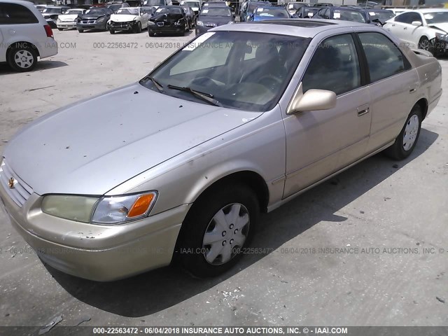 4T1BG22K1VU055700 - 1997 TOYOTA CAMRY CE/LE/XLE 金色 照片 2