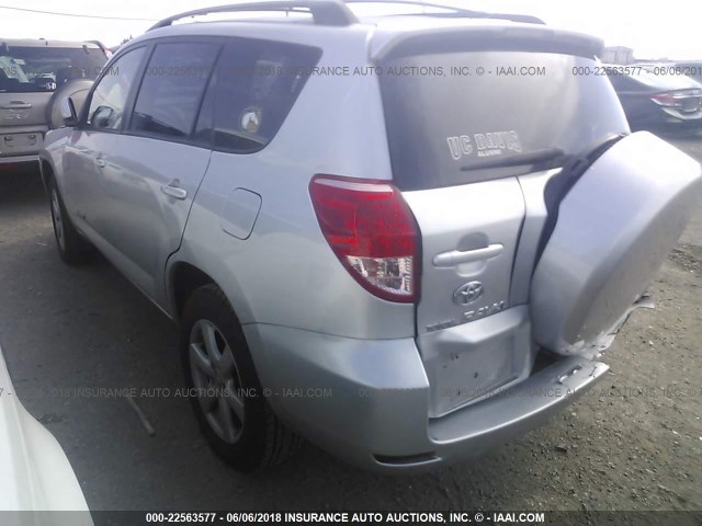 JTMZD31VX86075109 - 2008 TOYOTA RAV4 LIMITED SILVER photo 3