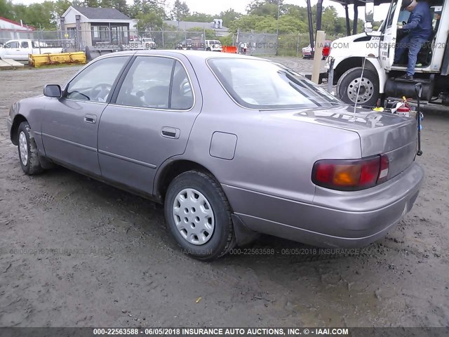4T1BG12KXTU788884 - 1996 TOYOTA CAMRY DX/LE/XLE ნაცრისფერი ფოტო 3