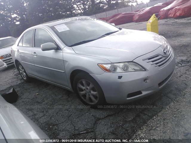4T1BE46K69U866636 - 2009 TOYOTA CAMRY SE/LE/XLE SILVER photo 1