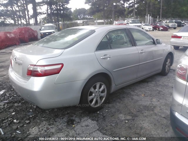 4T1BE46K69U866636 - 2009 TOYOTA CAMRY SE/LE/XLE SILVER photo 4