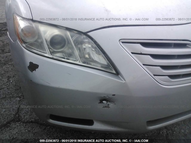 4T1BE46K69U866636 - 2009 TOYOTA CAMRY SE/LE/XLE SILVER photo 6