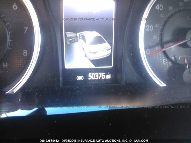 4T1BF1FK5HU689524 - 2017 TOYOTA CAMRY LE/XLE/SE/XSE SILVER photo 7