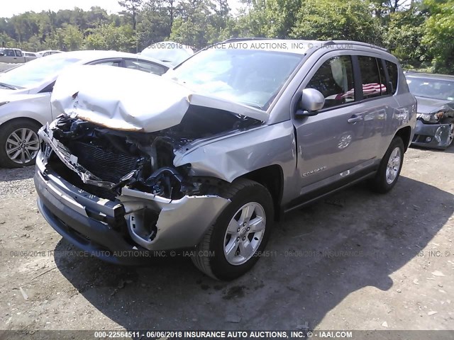 1C4NJCEA7GD769703 - 2016 JEEP COMPASS LATITUDE ვერცხლისფერი ფოტო 2