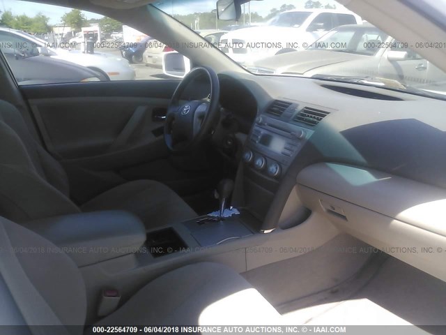 4T1BE46K47U718790 - 2007 TOYOTA CAMRY NEW GENERAT CE/LE/XLE/SE WHITE photo 5