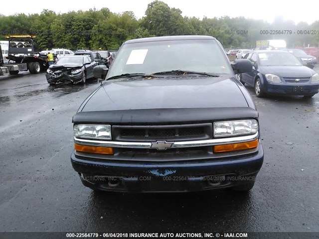 1GCDT19W5Y8313127 - 2000 CHEVROLET S TRUCK S10 BLUE photo 6