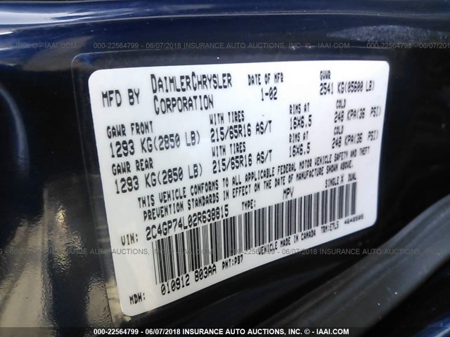 2C4GP74L02R638815 - 2002 CHRYSLER TOWN & COUNTRY EX BLUE photo 9