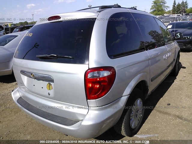 1C4GP45RX5B392313 - 2005 CHRYSLER TOWN & COUNTRY  SILVER photo 4