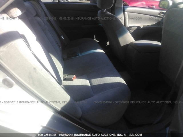 4T1BE32K13U119226 - 2003 TOYOTA CAMRY LE/XLE/SE 银色 照片 8