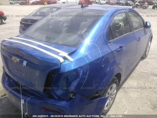 1G1JB5SH9H4123534 - 2017 CHEVROLET SONIC LS ლურჯი ფოტო 4