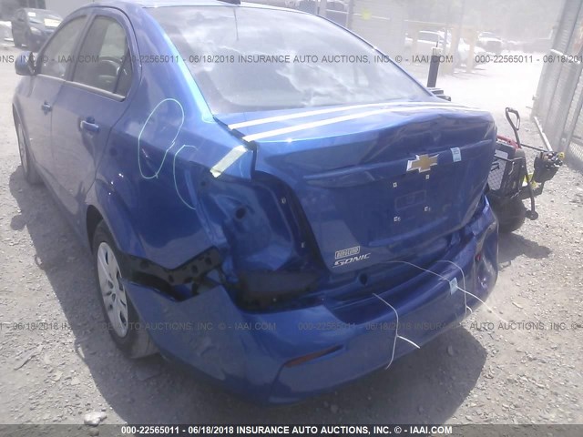 1G1JB5SH9H4123534 - 2017 CHEVROLET SONIC LS ლურჯი ფოტო 6