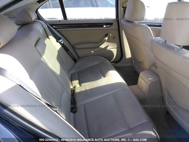 WBAEV53452KM23194 - 2002 BMW 3 SERIES I BLUE photo 8