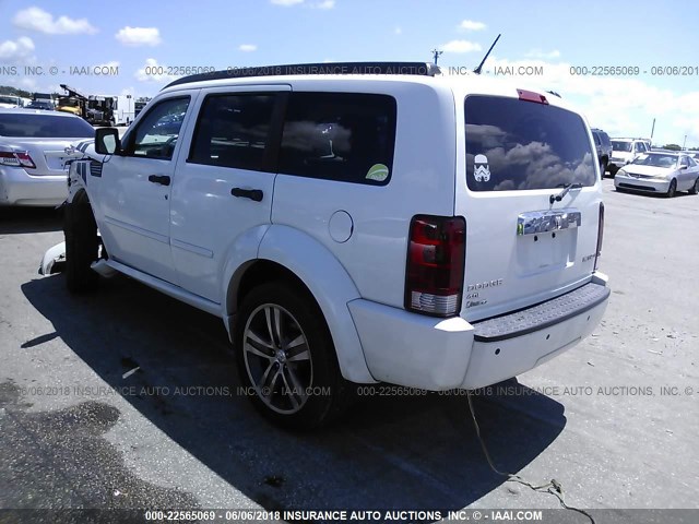 1D4PT6GX7BW589689 - 2011 DODGE NITRO DETONATOR WHITE photo 3