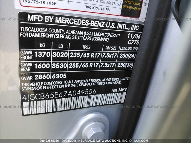 4JGCB65E67A049556 - 2007 MERCEDES-BENZ R 350 SILVER photo 9