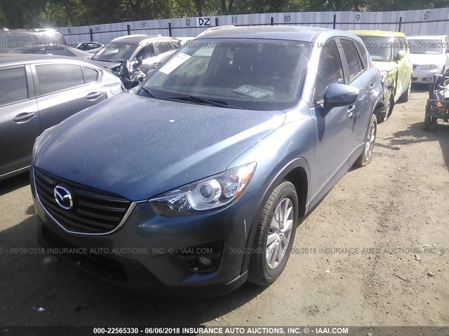 JM3KE4CY8G0630112 - 2016 MAZDA CX-5 TOURING BLUE photo 2