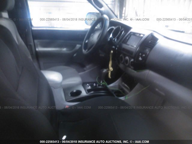 5TEUU42N75Z008240 - 2005 TOYOTA TACOMA ACCESS CAB Silber Foto 5