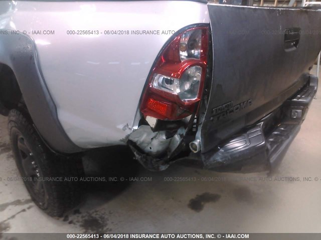 5TEUU42N75Z008240 - 2005 TOYOTA TACOMA ACCESS CAB Silber Foto 6