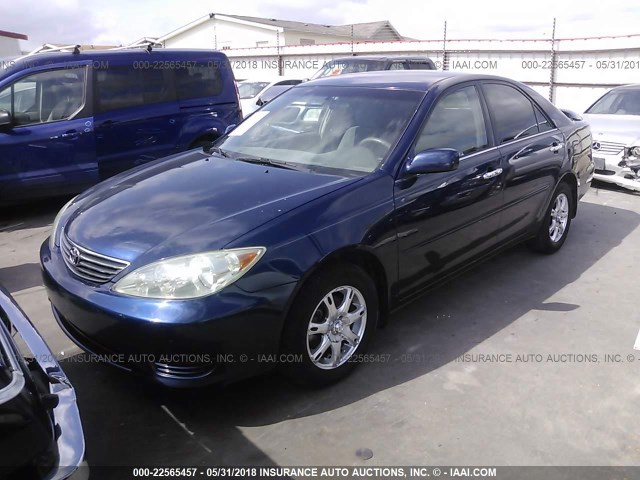 4T1BE32K56U164240 - 2006 TOYOTA CAMRY LE/XLE/SE ლურჯი ფოტო 2
