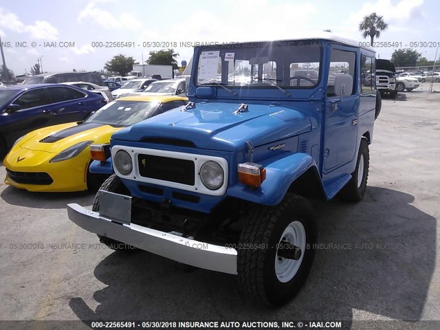 FJ40928528 - 1981 TOYOTA LAND CRUISER FJ40 BLUE photo 2