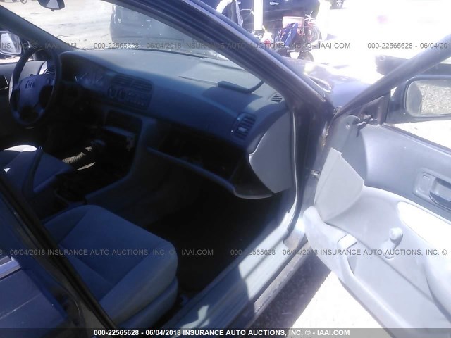 1HGCD5693TA204652 - 1996 HONDA ACCORD VALUE GRAY photo 5