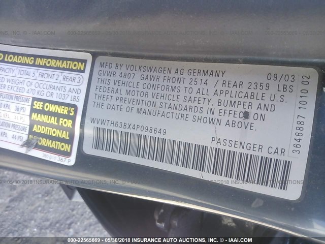 WVWTH63BX4P098649 - 2004 VOLKSWAGEN PASSAT GLX 4MOTION GRAY photo 9