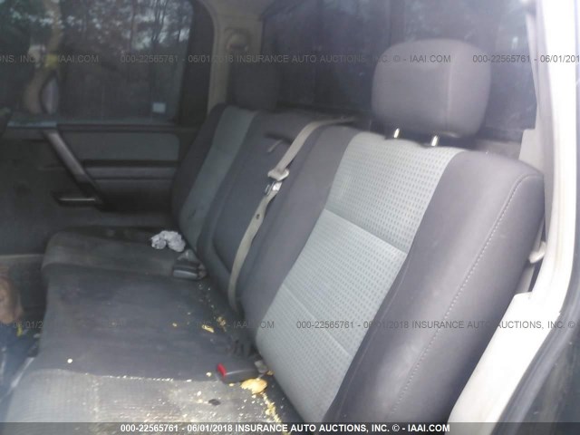 1N6AA07BX4N539823 - 2004 NISSAN TITAN XE/SE/LE GRAY photo 8