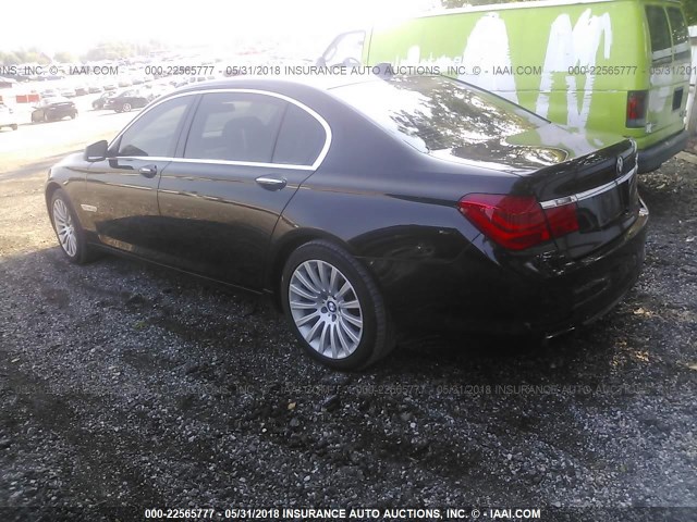 WBAKC8C53CC436718 - 2012 BMW 750 LXI BLACK photo 3